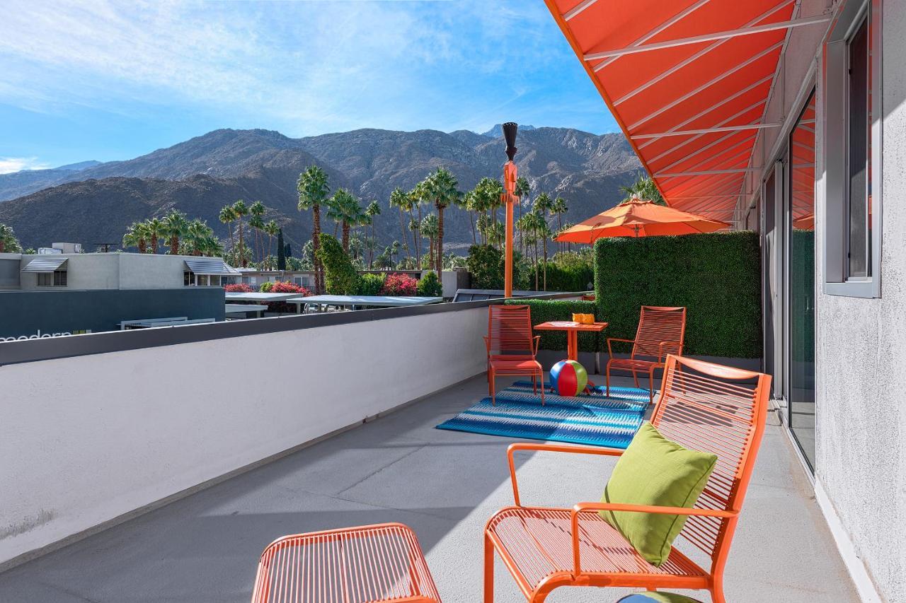 The Twist Palm Springs Hotel ภายนอก รูปภาพ