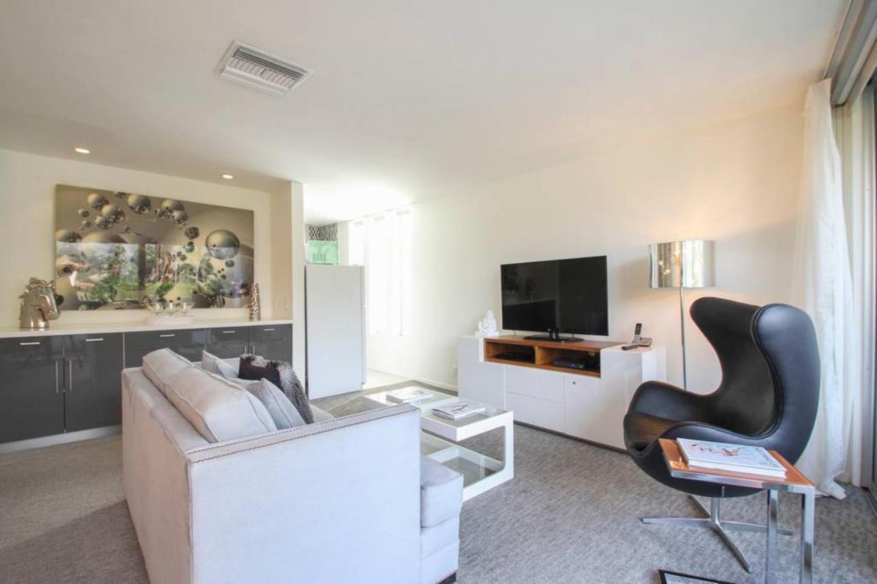 The Twist Palm Springs Hotel ภายนอก รูปภาพ
